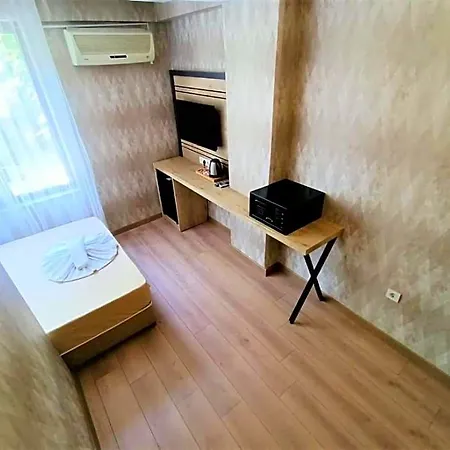 Avcilar Elit 3*