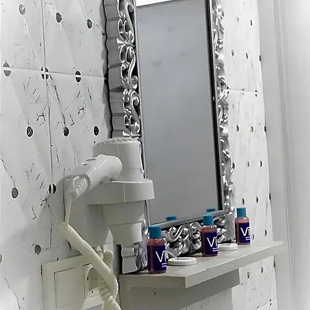 Avcilar Elit 3*
