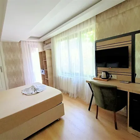 Avcilar Elit 3*