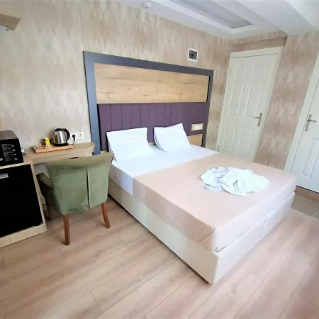 Avcilar Elit 3*