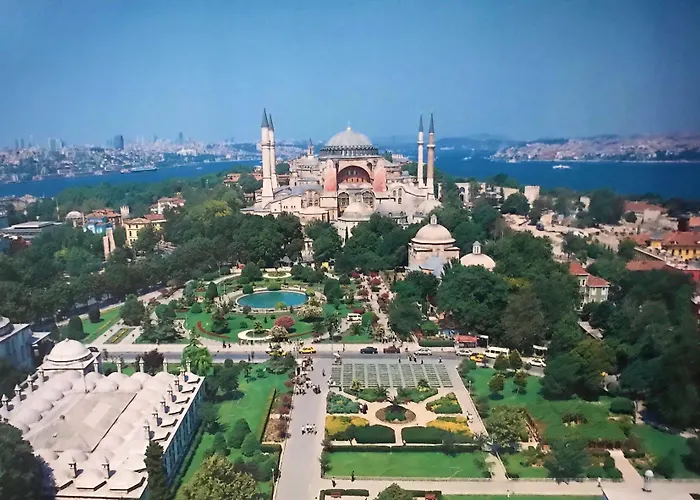 Avcilar Elit Szálloda 3*